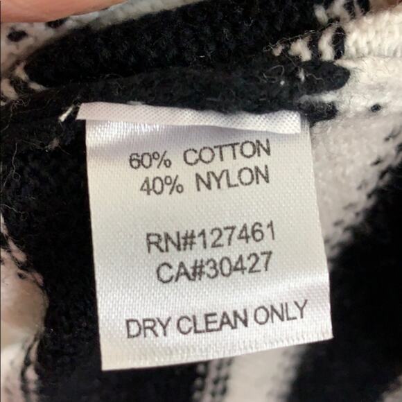 Wildfox Leanne V-Neck Knit Striped Sweater - Picture 6 of 8